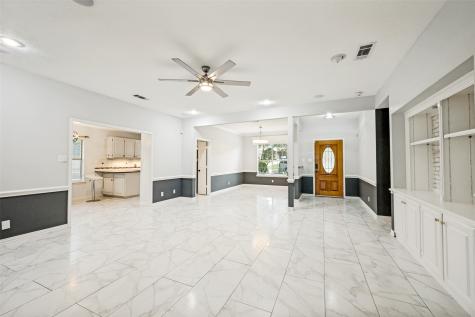 104 Creek Side Court Kennedale TX 76060