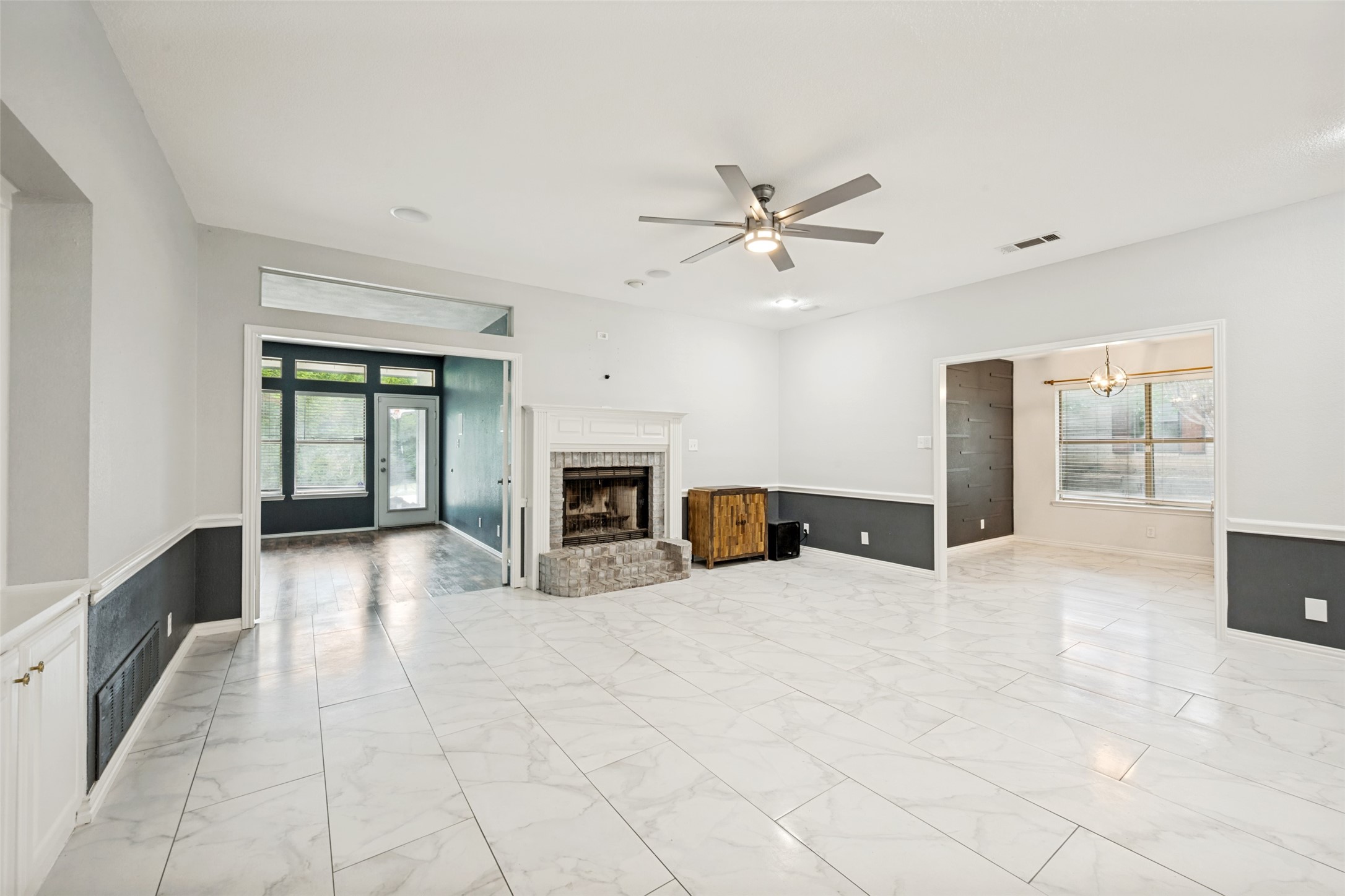 104 Creek Side Court Kennedale TX 76060