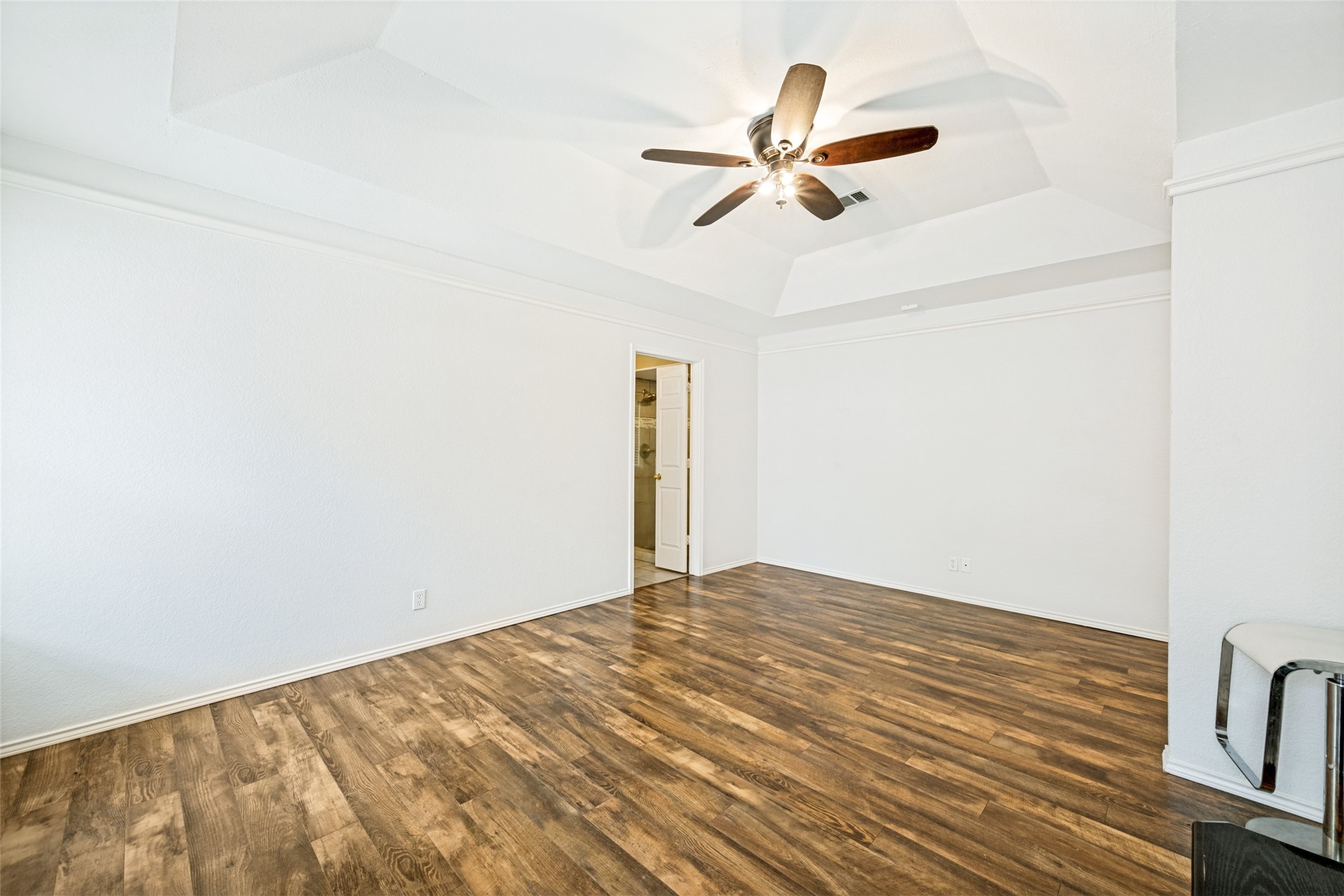 104 Creek Side Court Kennedale TX 76060