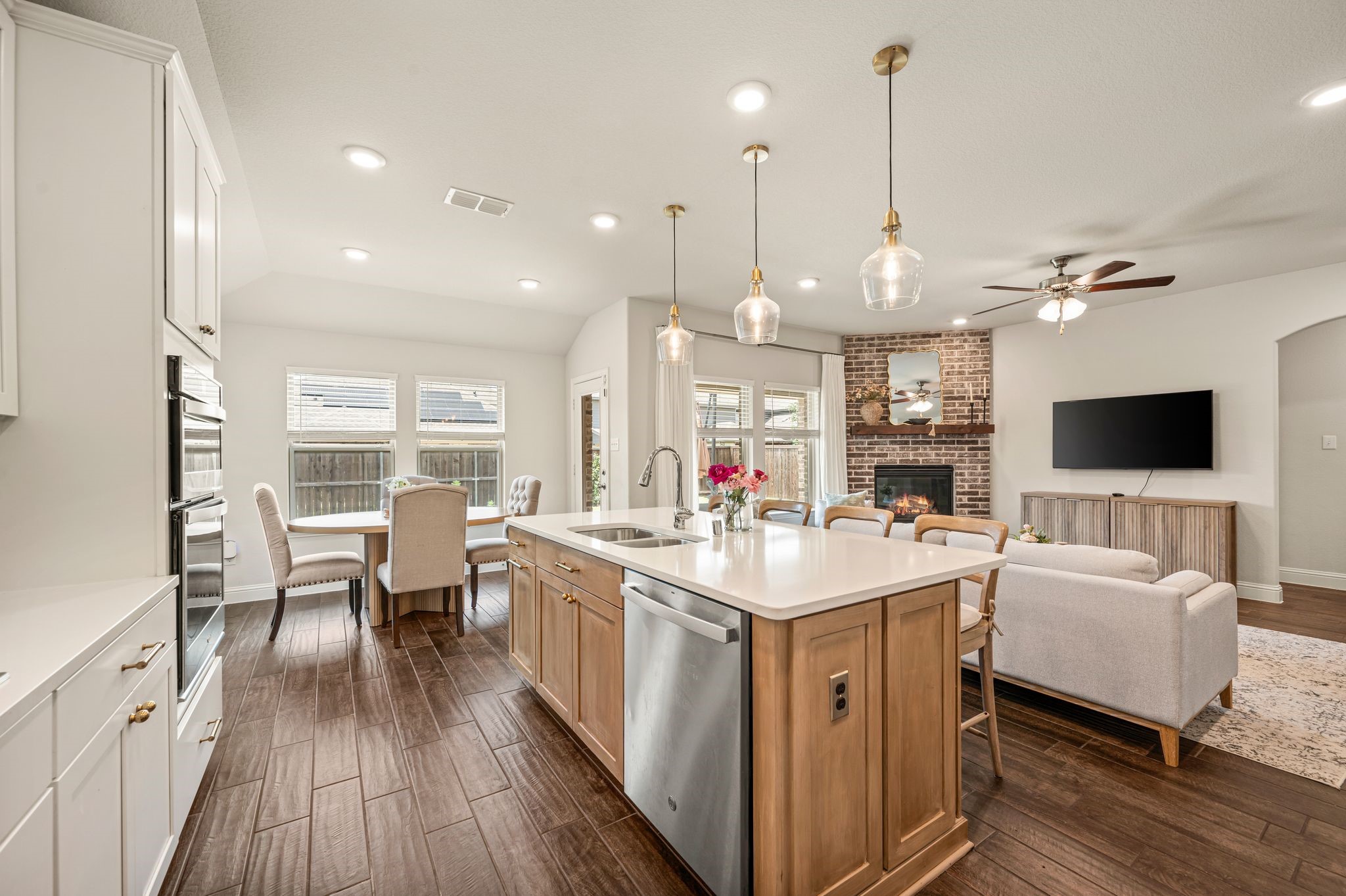 11809 Toppell Trail Fort Worth TX 76052