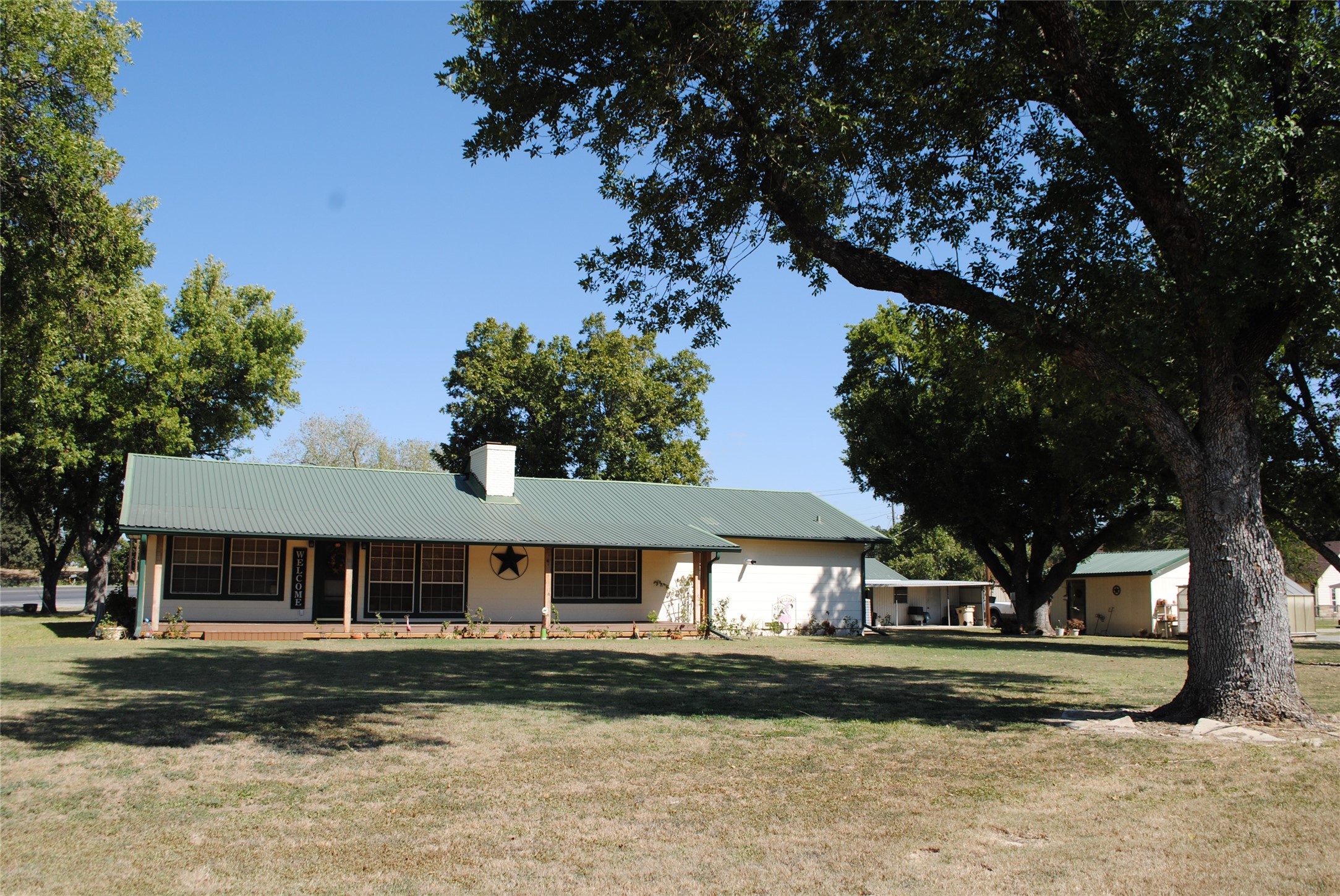 908 N Austin Comanche TX 76442