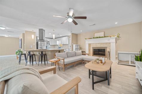 581 N Loop Drive Cedar Hill TX 75104