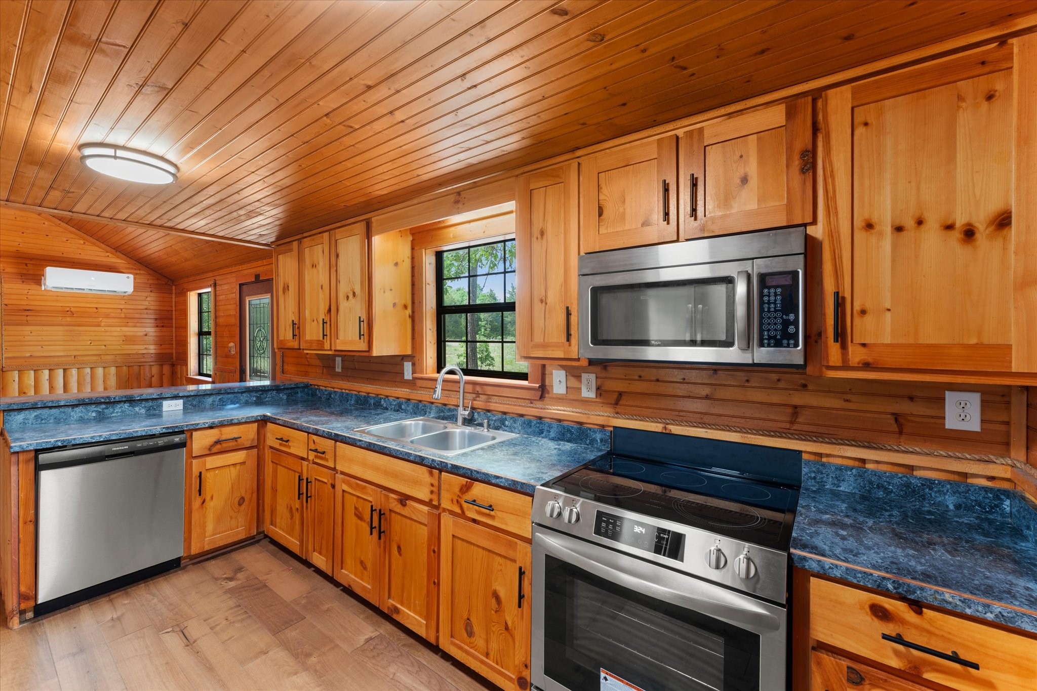 3983 E. Highway 154 Quitman TX 75783