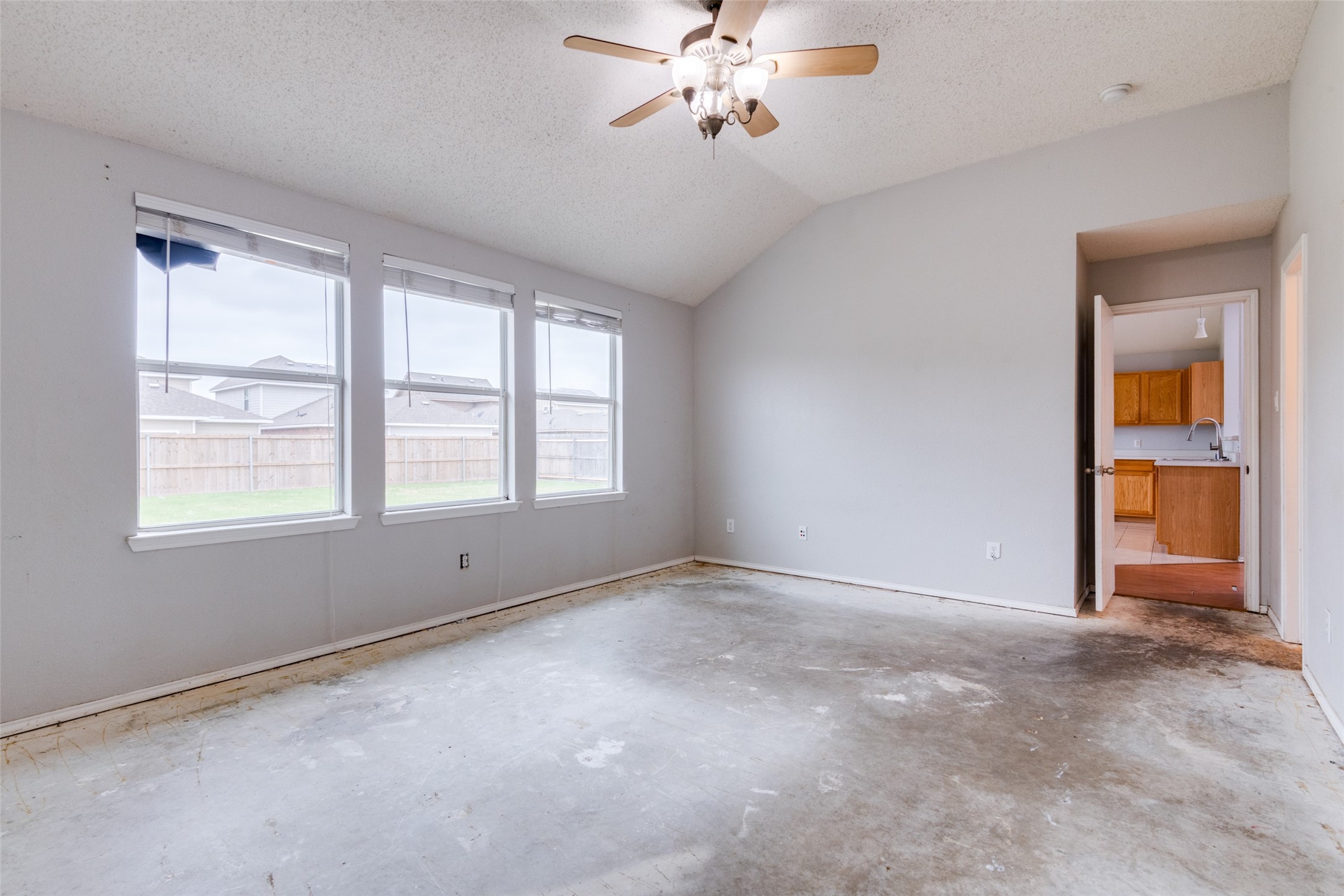 107 Bowie Forney TX 75126