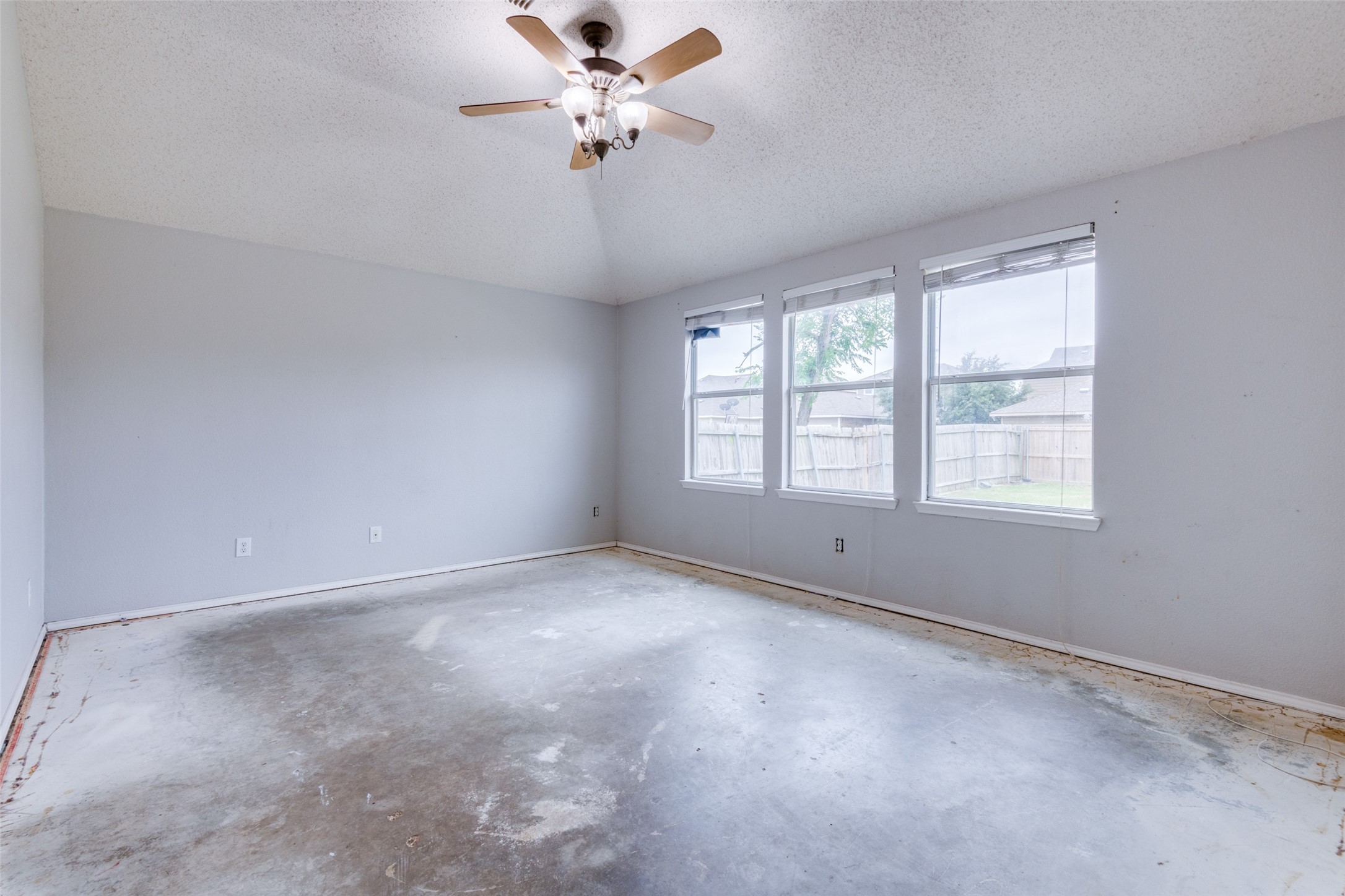 107 Bowie Forney TX 75126