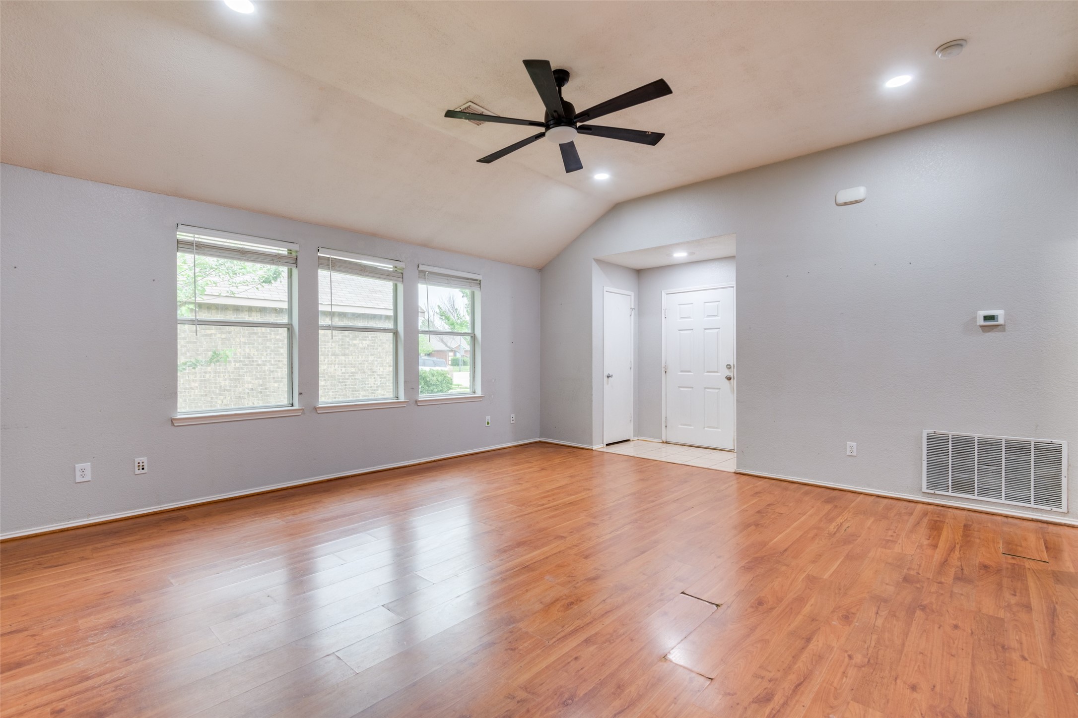 107 Bowie Forney TX 75126