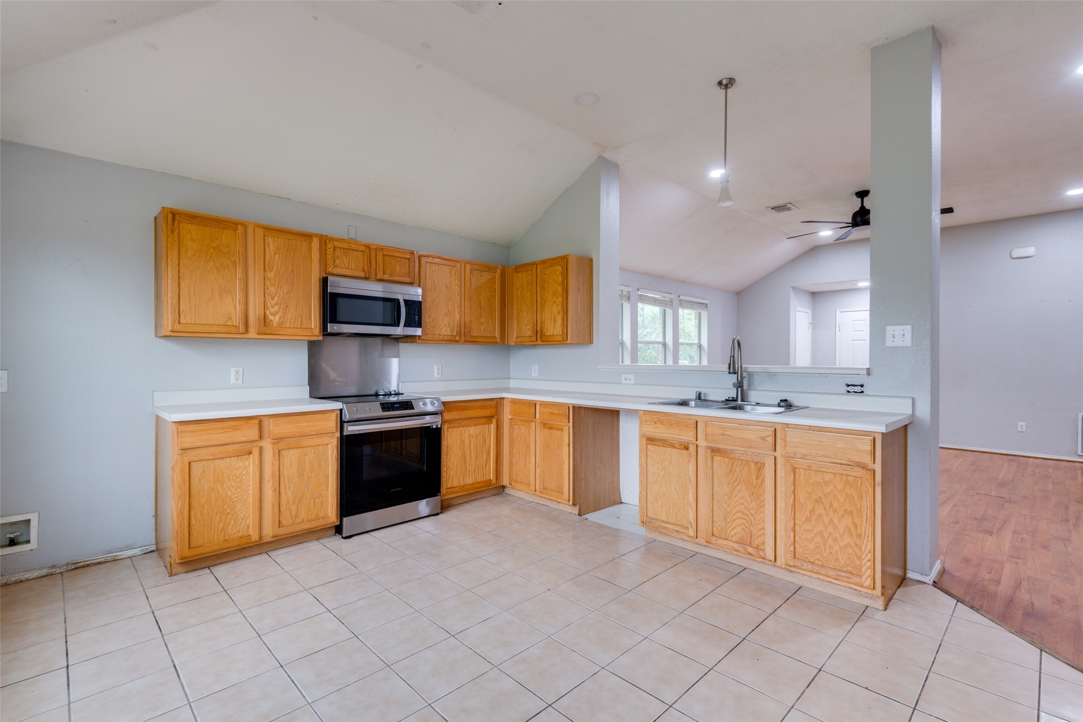 107 Bowie Forney TX 75126