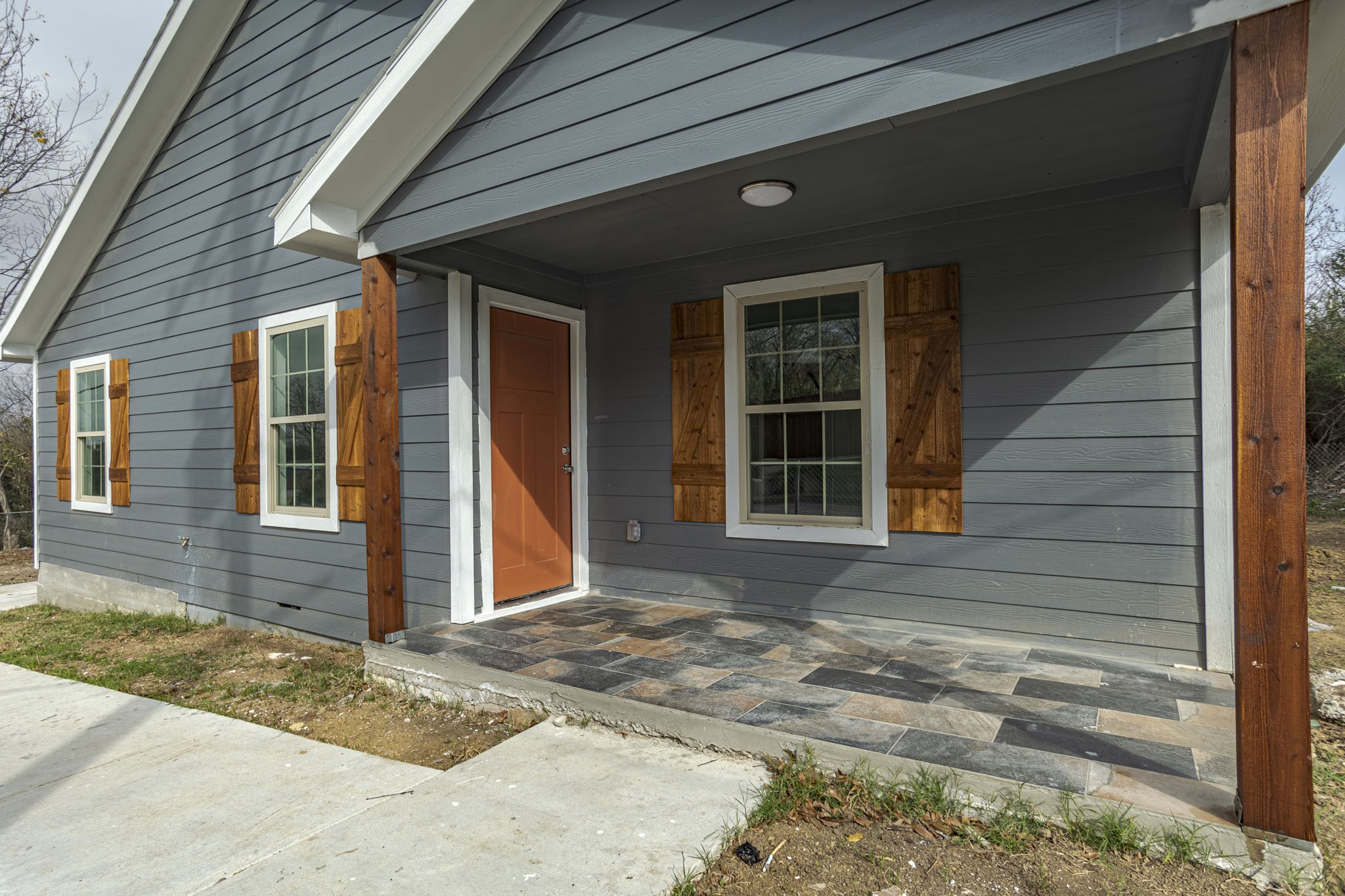 1255 Mansfield Avenue Fort Worth TX 76104