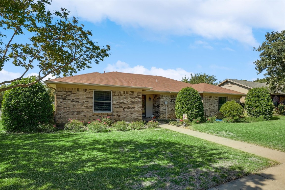 3804 Buckingham Court Bedford TX 76021