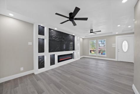1122 Pinedale Lane Dallas TX 75241