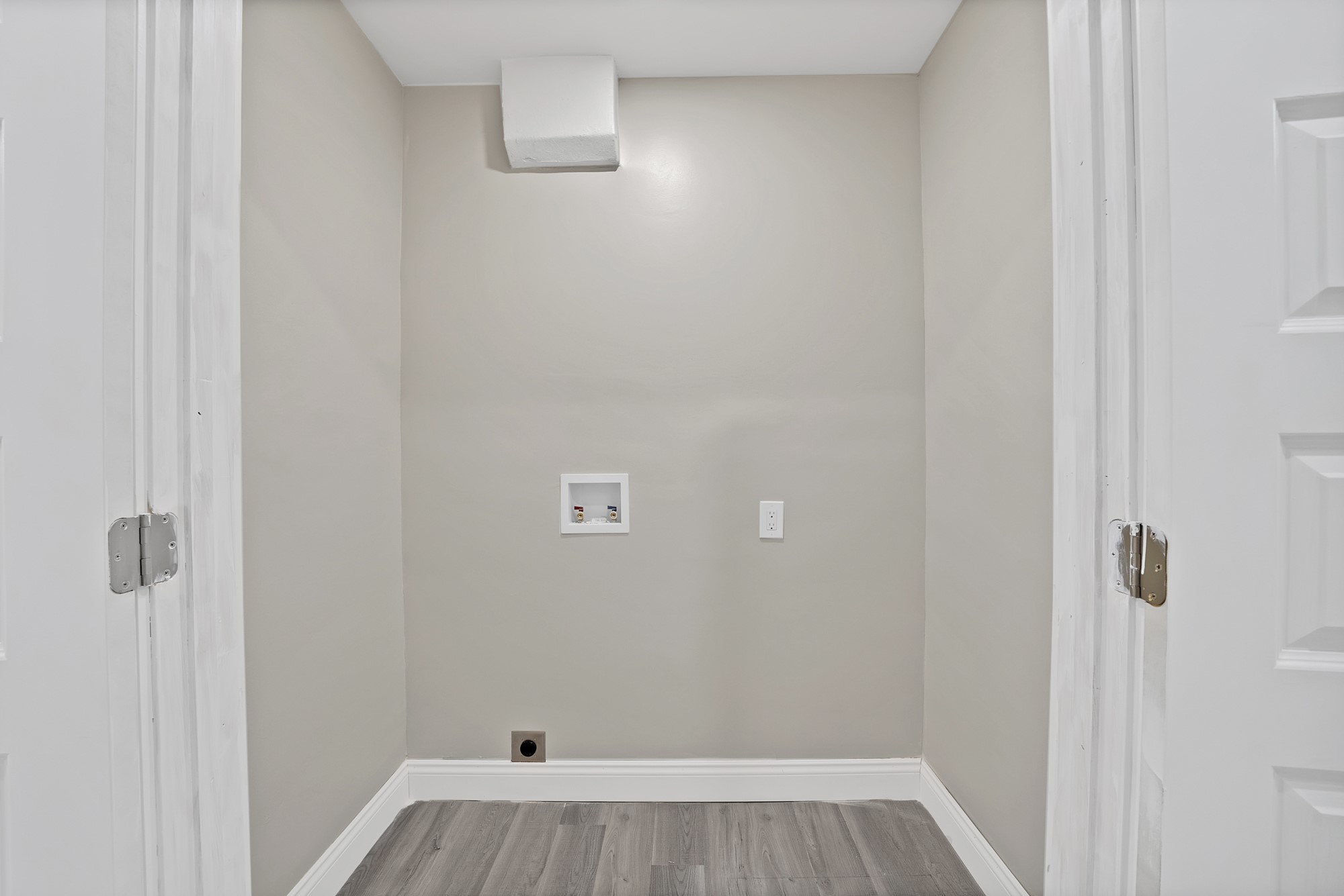 1122 Pinedale Lane Dallas TX 75241