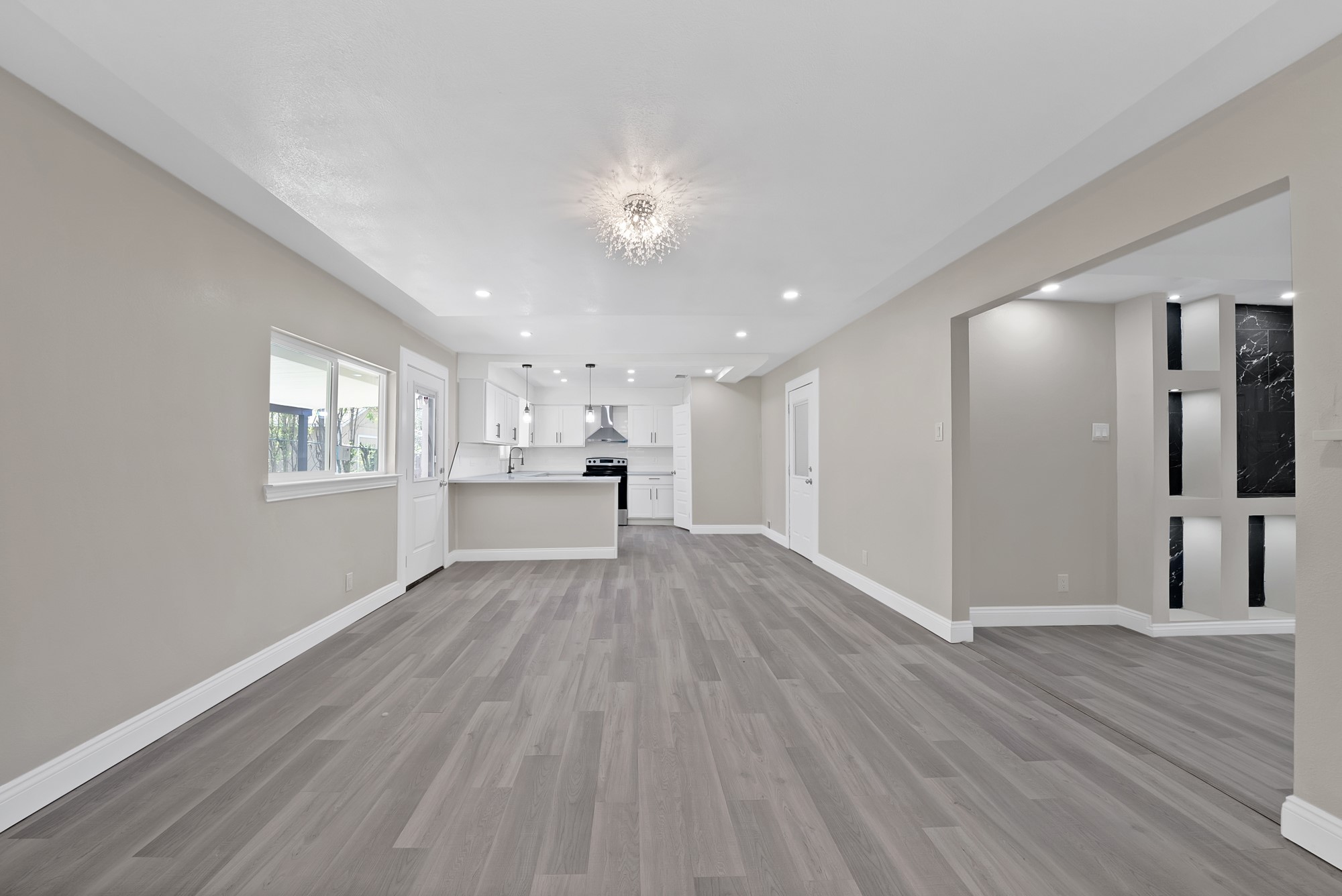 1122 Pinedale Lane Dallas TX 75241