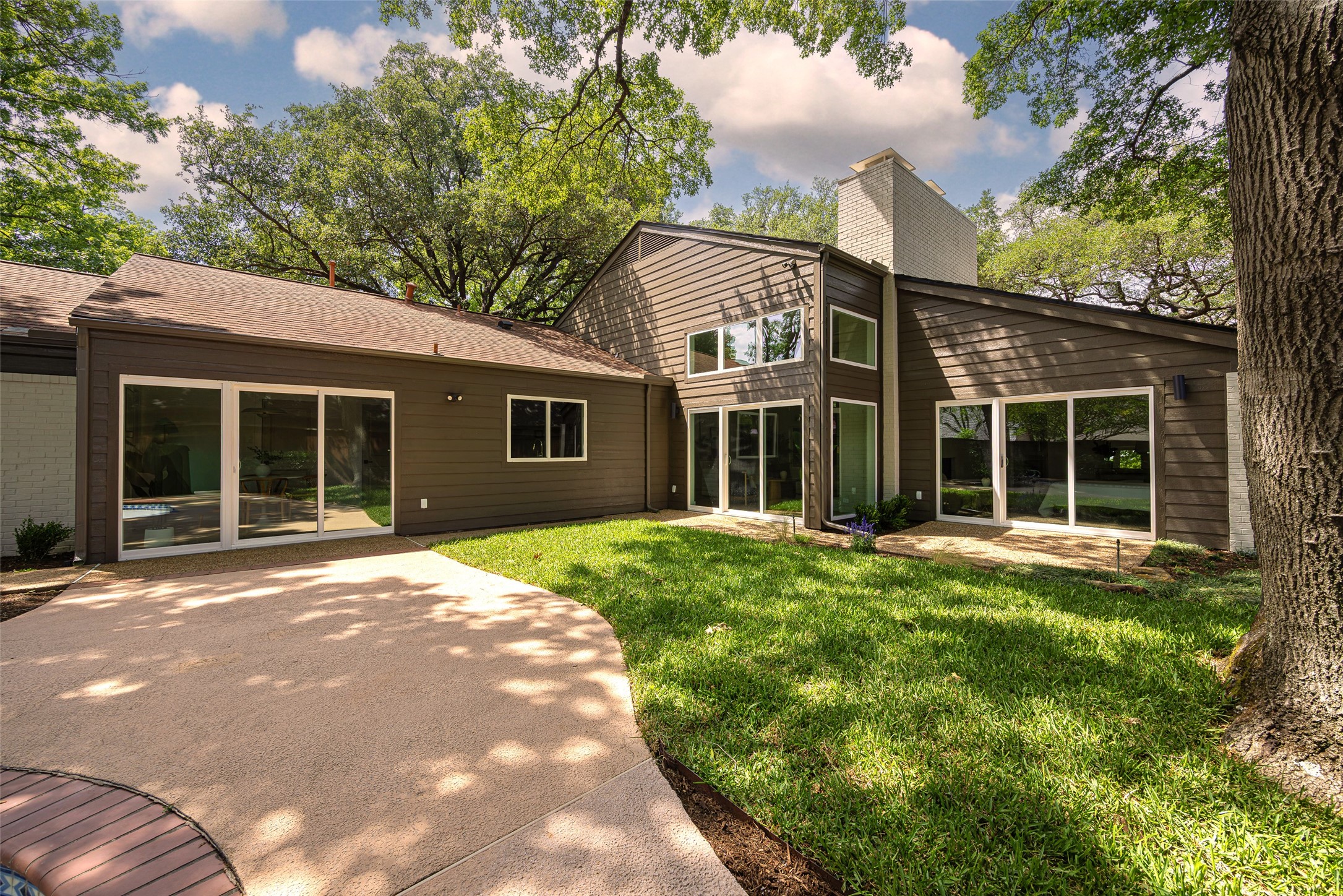 9616 Greensprint Drive Dallas TX 75238