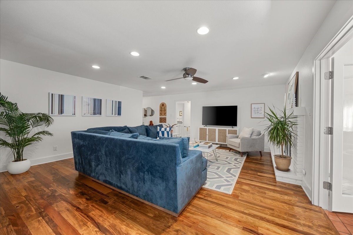 6301 Firth Road Fort Worth TX 76116
