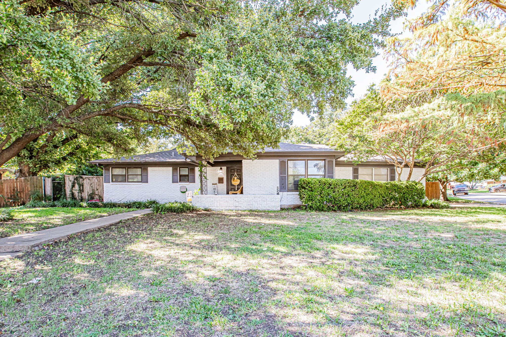 5845 Wales Avenue Fort Worth TX 76133