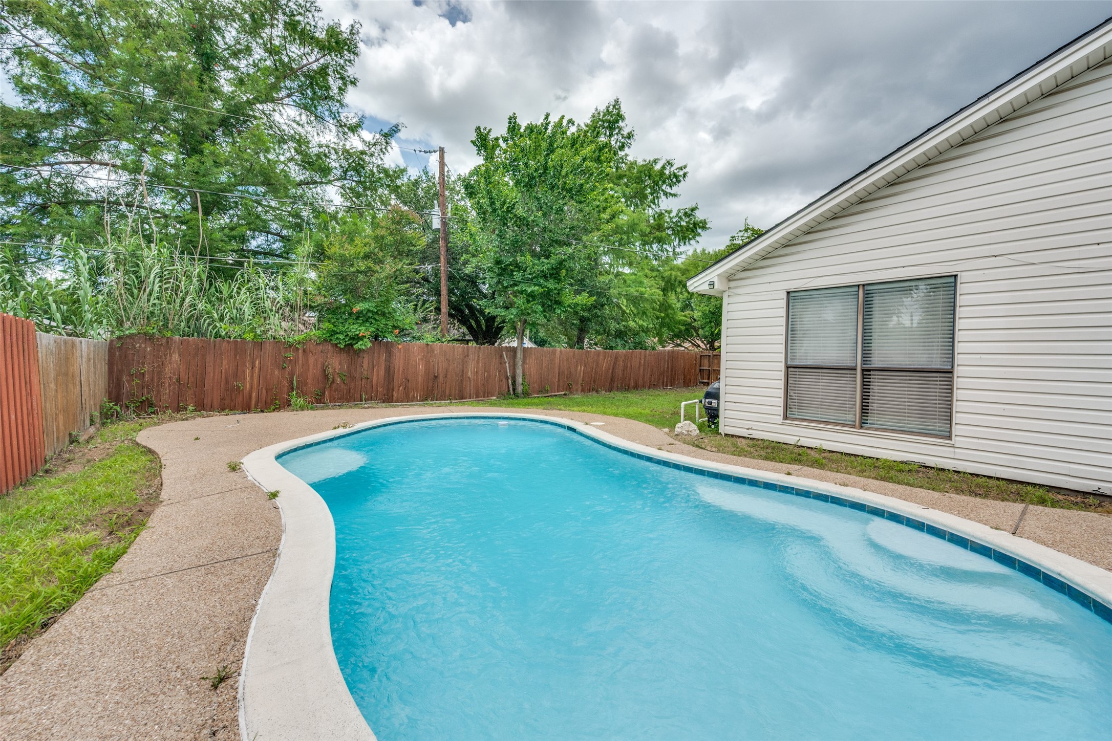 6400 Betsy Ross Drive Arlington TX 76002
