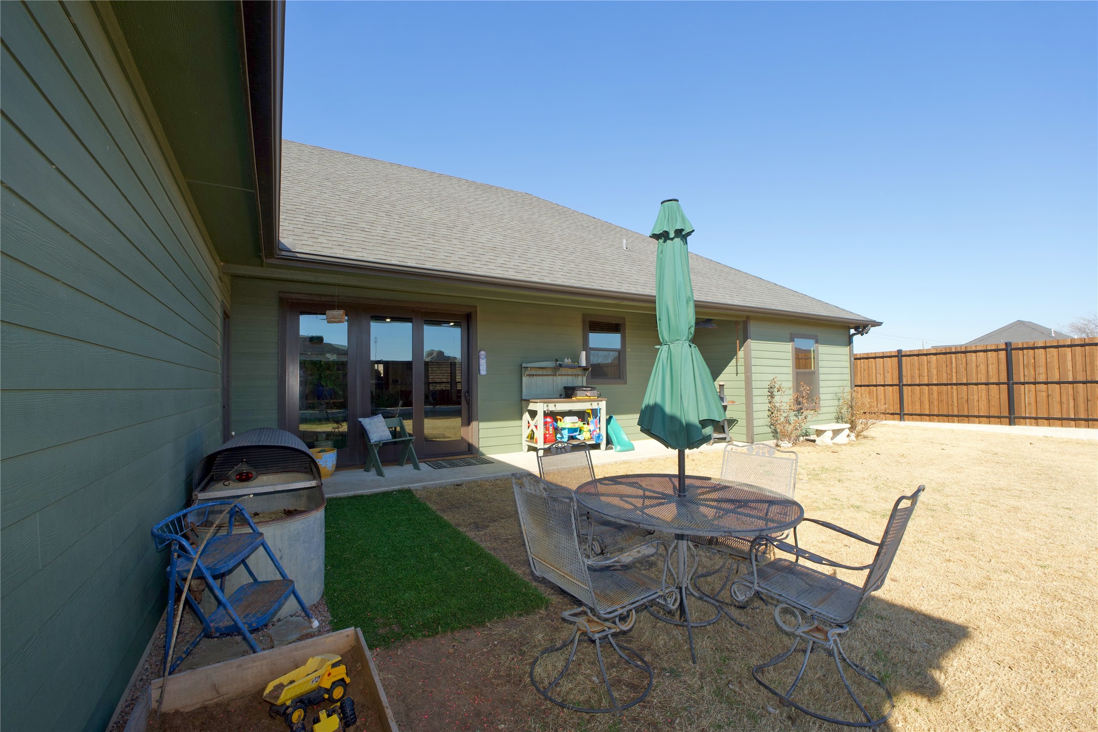 700 N Mesquite Street Muenster TX 76252
