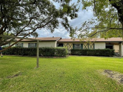 103 Pebble Creek Drive Red Oak TX 75154