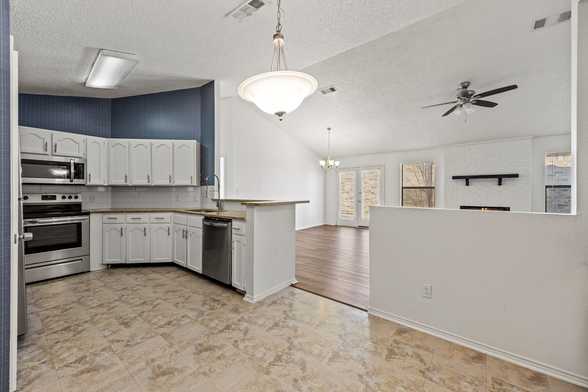 2713 Harvest Lake Drive Irving TX 75060