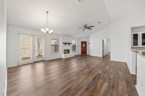 2713 Harvest Lake Drive Irving TX 75060