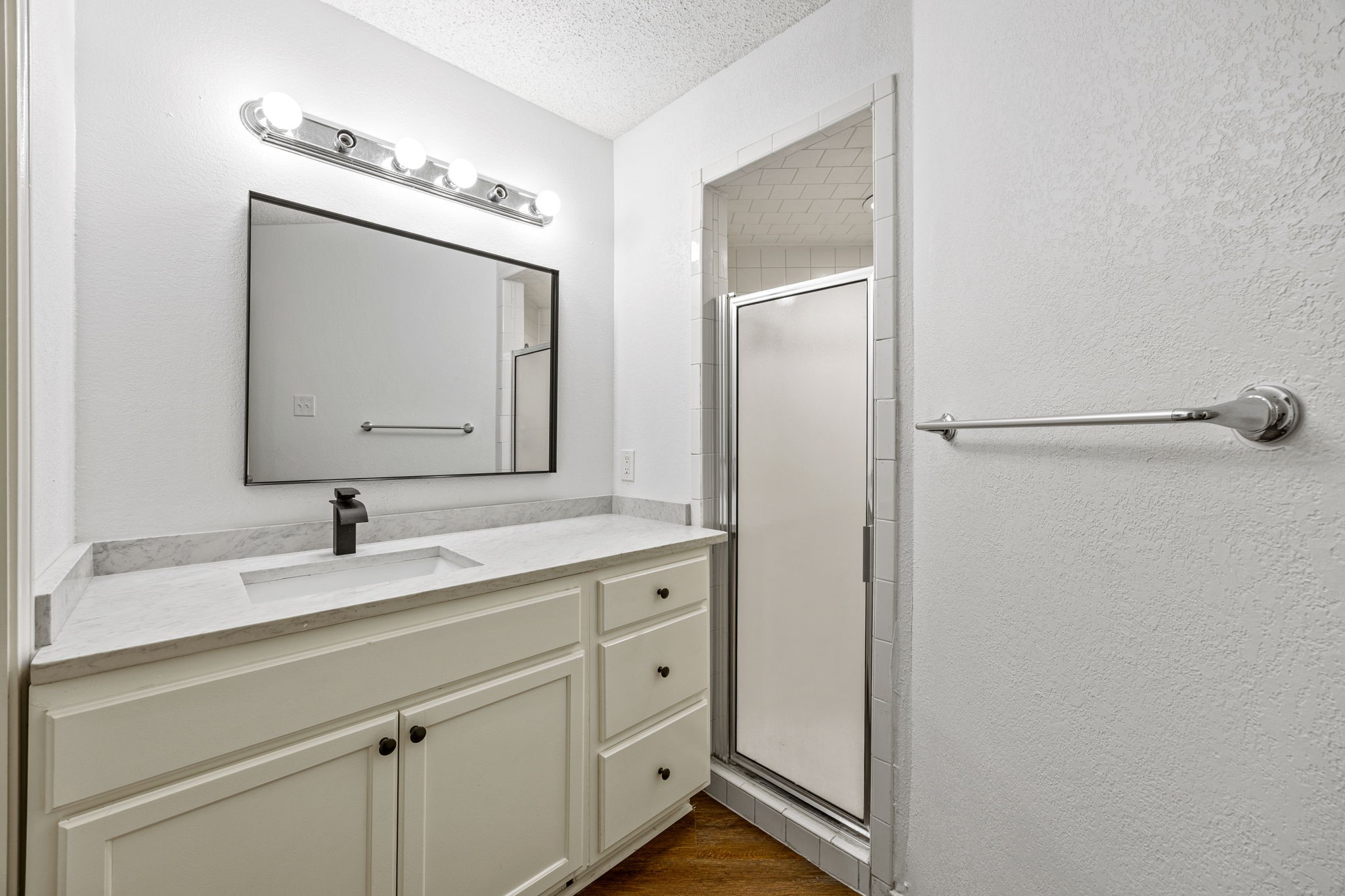 2713 Harvest Lake Drive Irving TX 75060