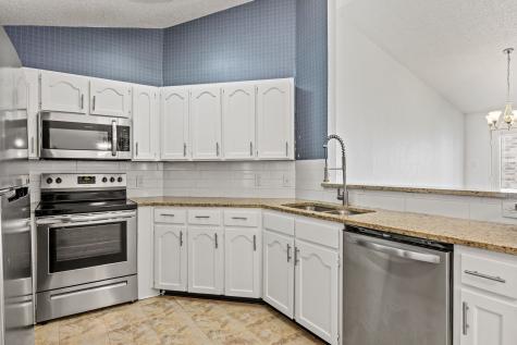 2713 Harvest Lake Drive Irving TX 75060
