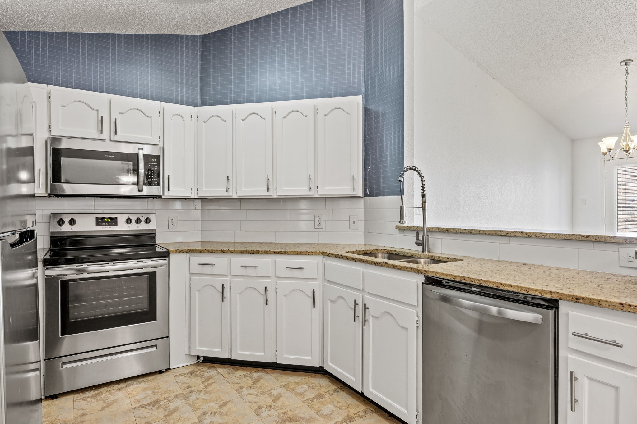 2713 Harvest Lake Drive Irving TX 75060