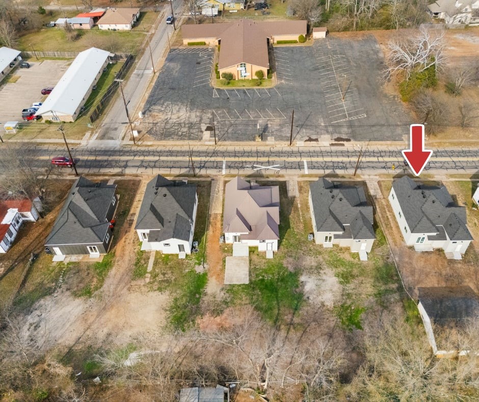 1237 Bonham Street Paris TX 75460