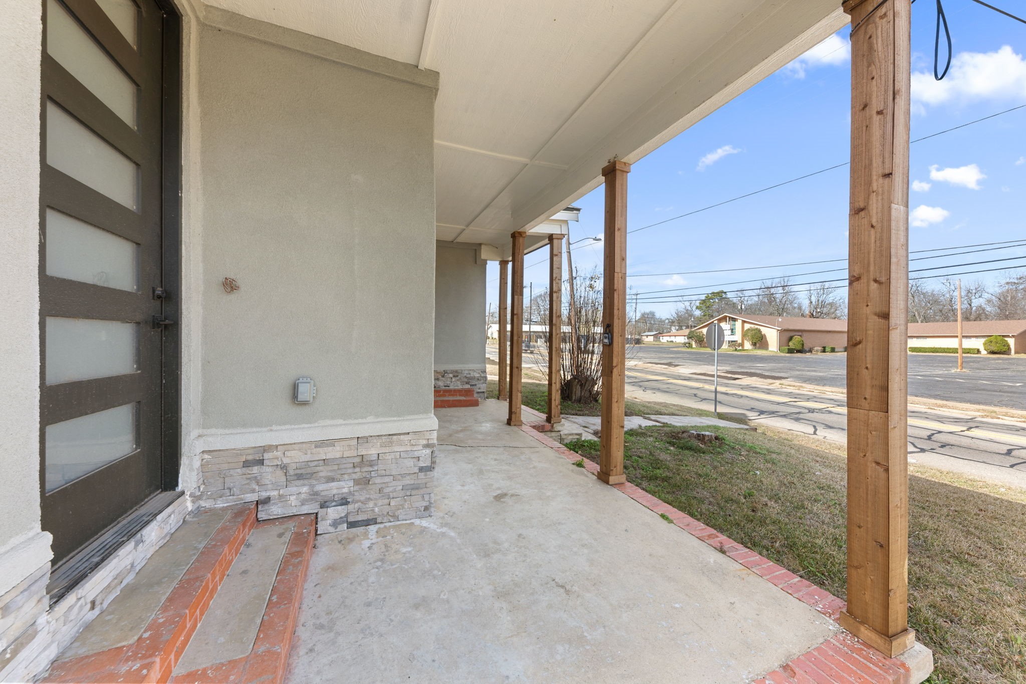 1237 Bonham Street Paris TX 75460