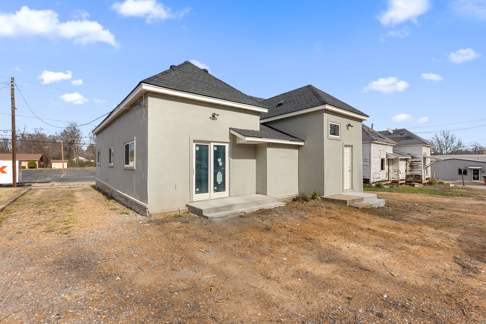 1237 Bonham Street Paris TX 75460