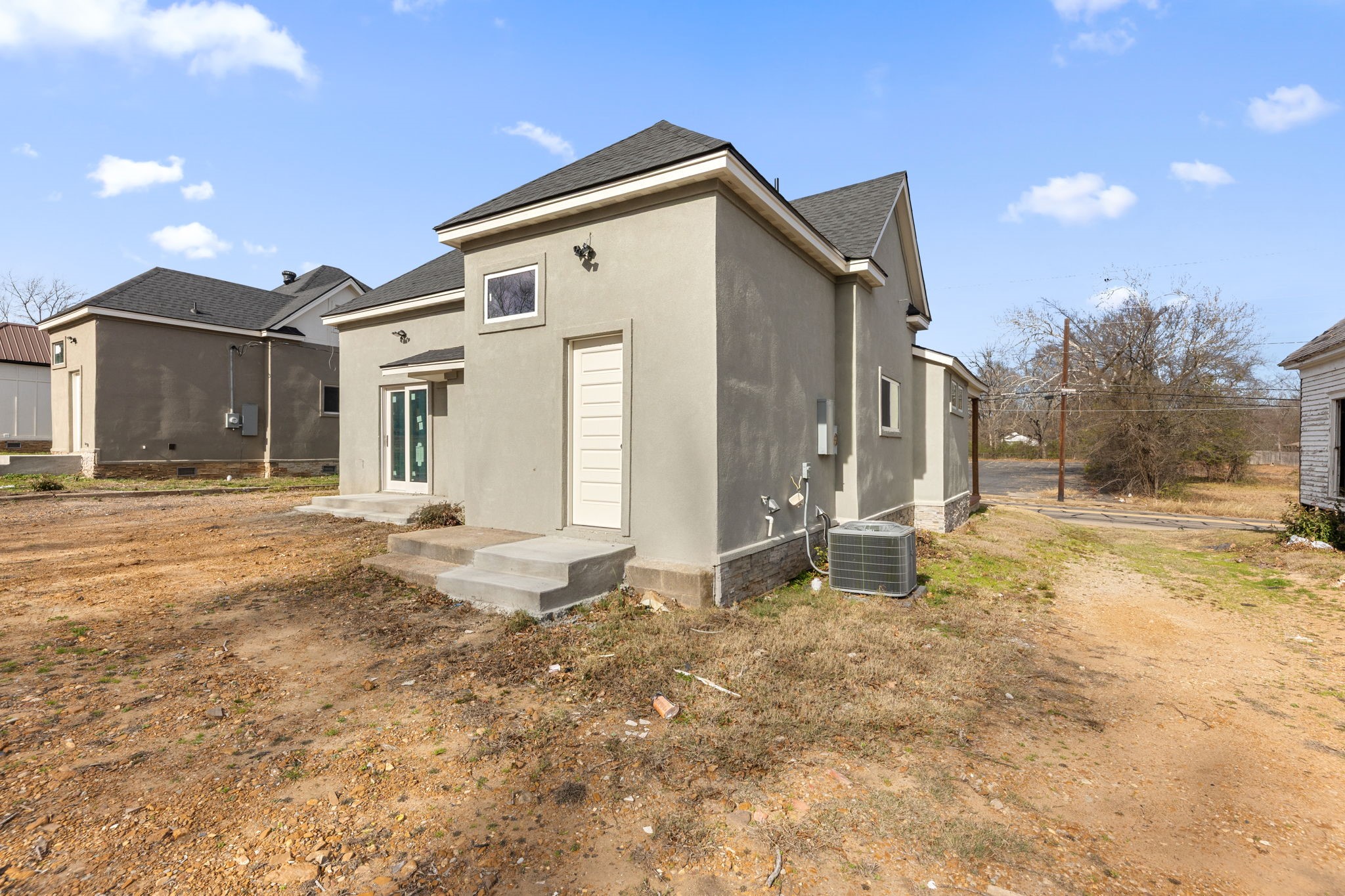 1237 Bonham Street Paris TX 75460