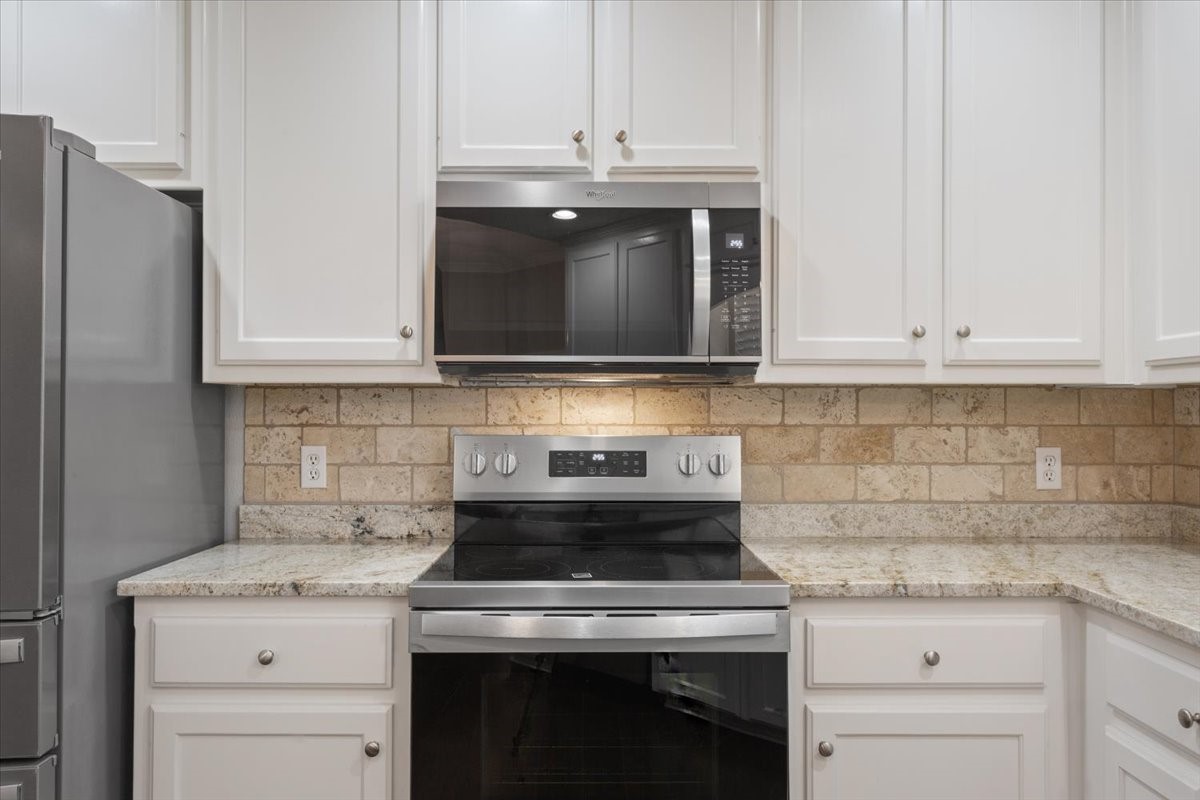 949 Crested Butte Drive Hewitt TX 76643
