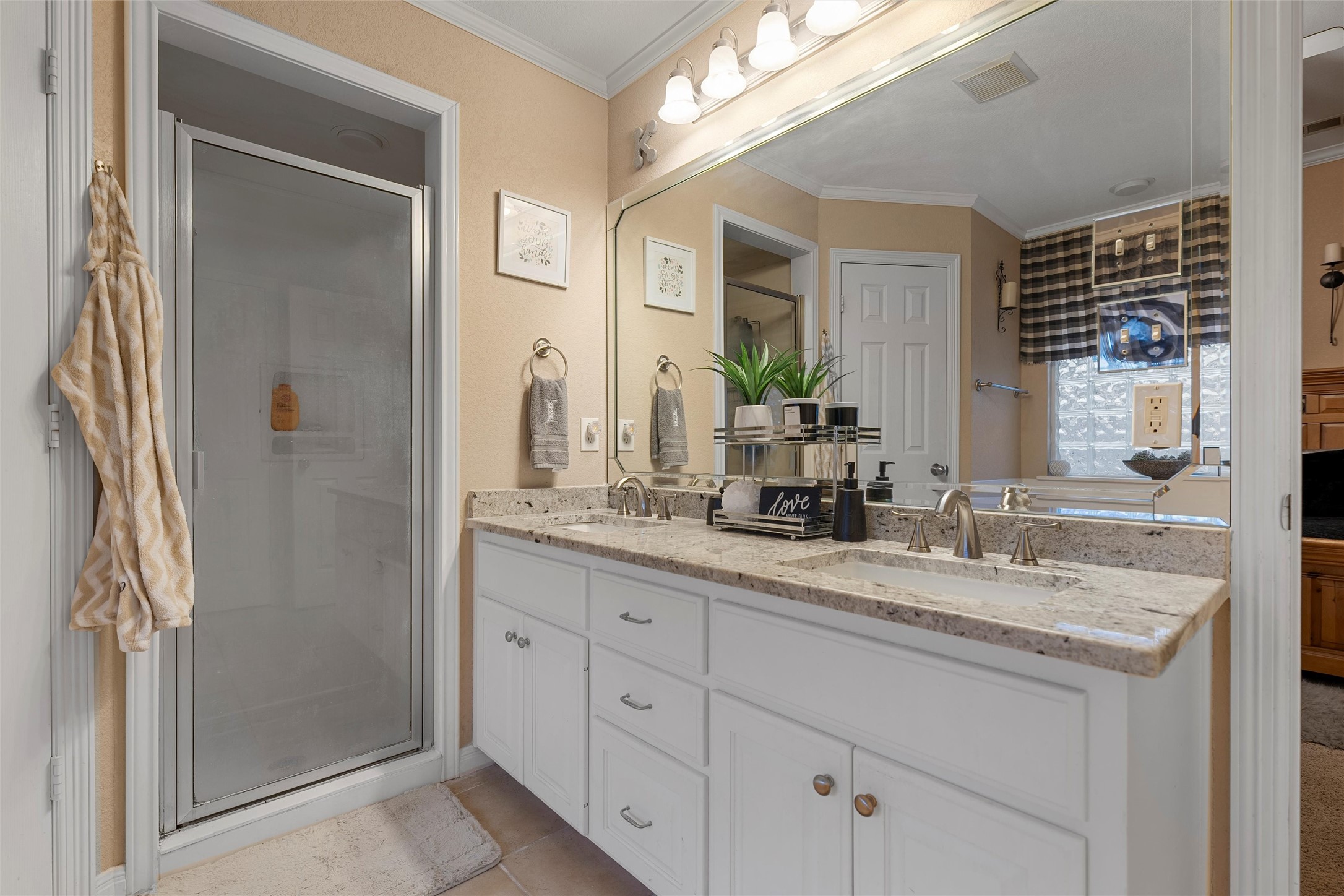 211 Desert Sky Drive Waco TX 76657
