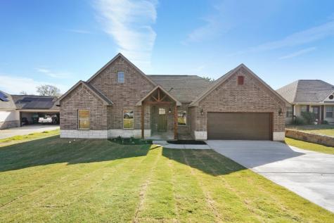 704 Holiday Hills Drive Mineral Wells TX 76067