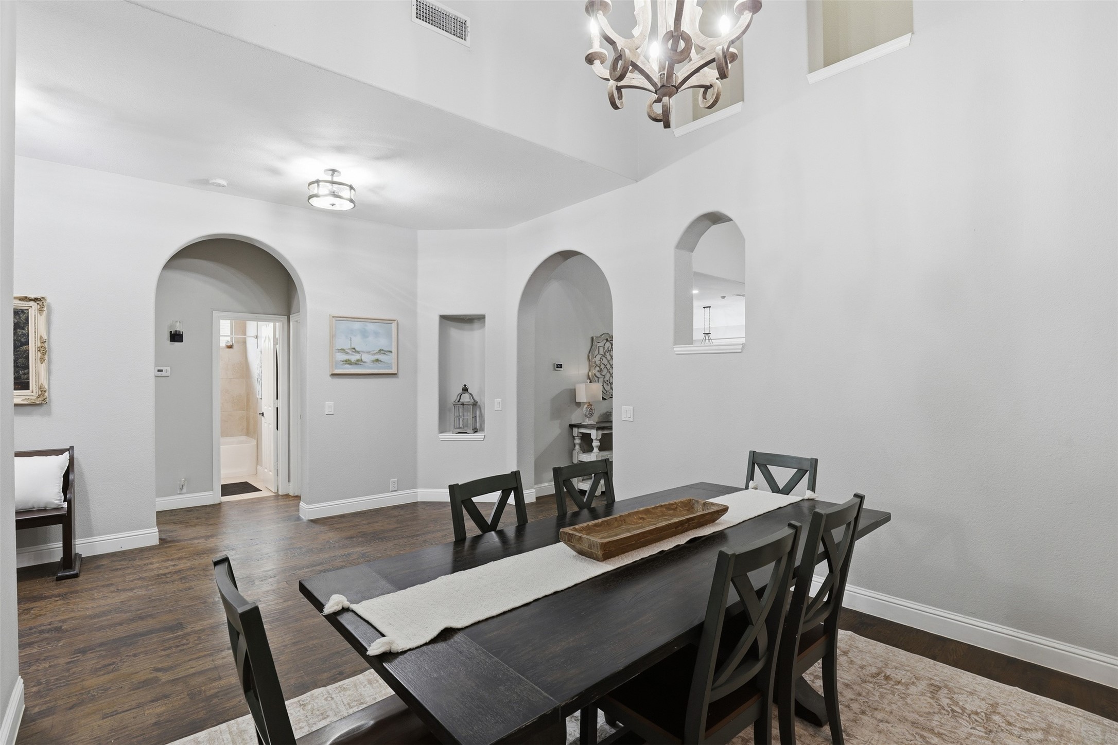 1004 Tara Drive Burleson TX 76028