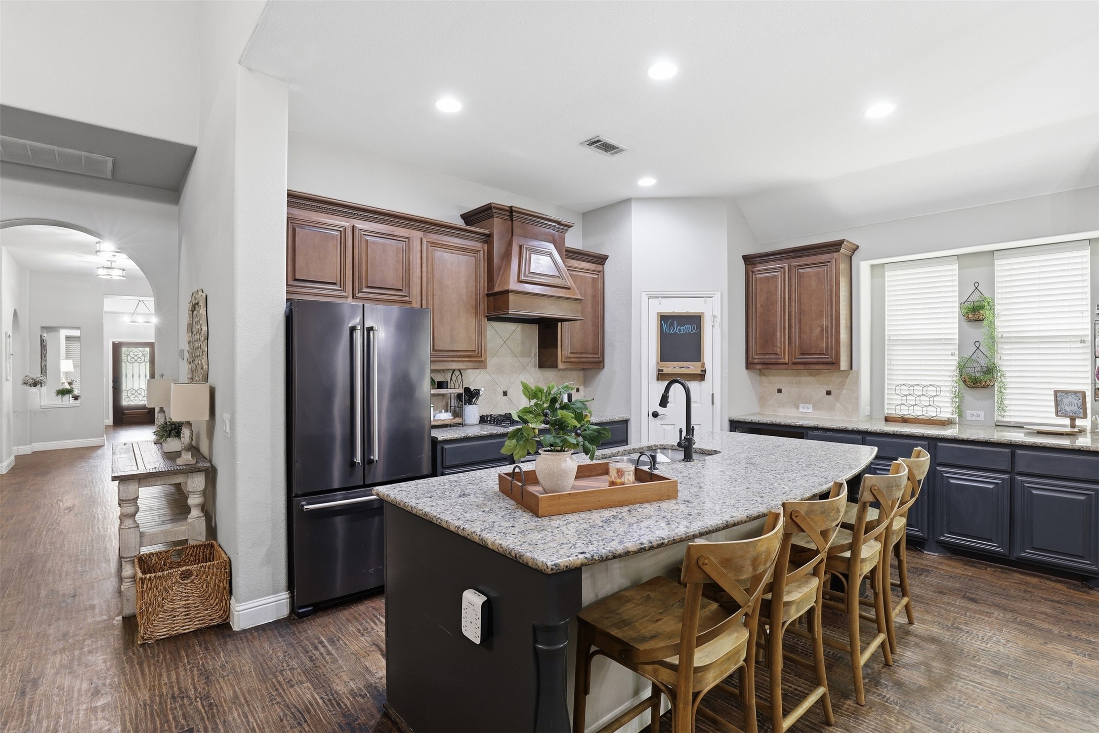 1004 Tara Drive Burleson TX 76028