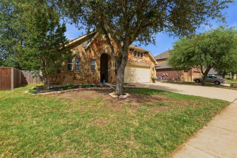 1004 Tara Drive Burleson TX 76028