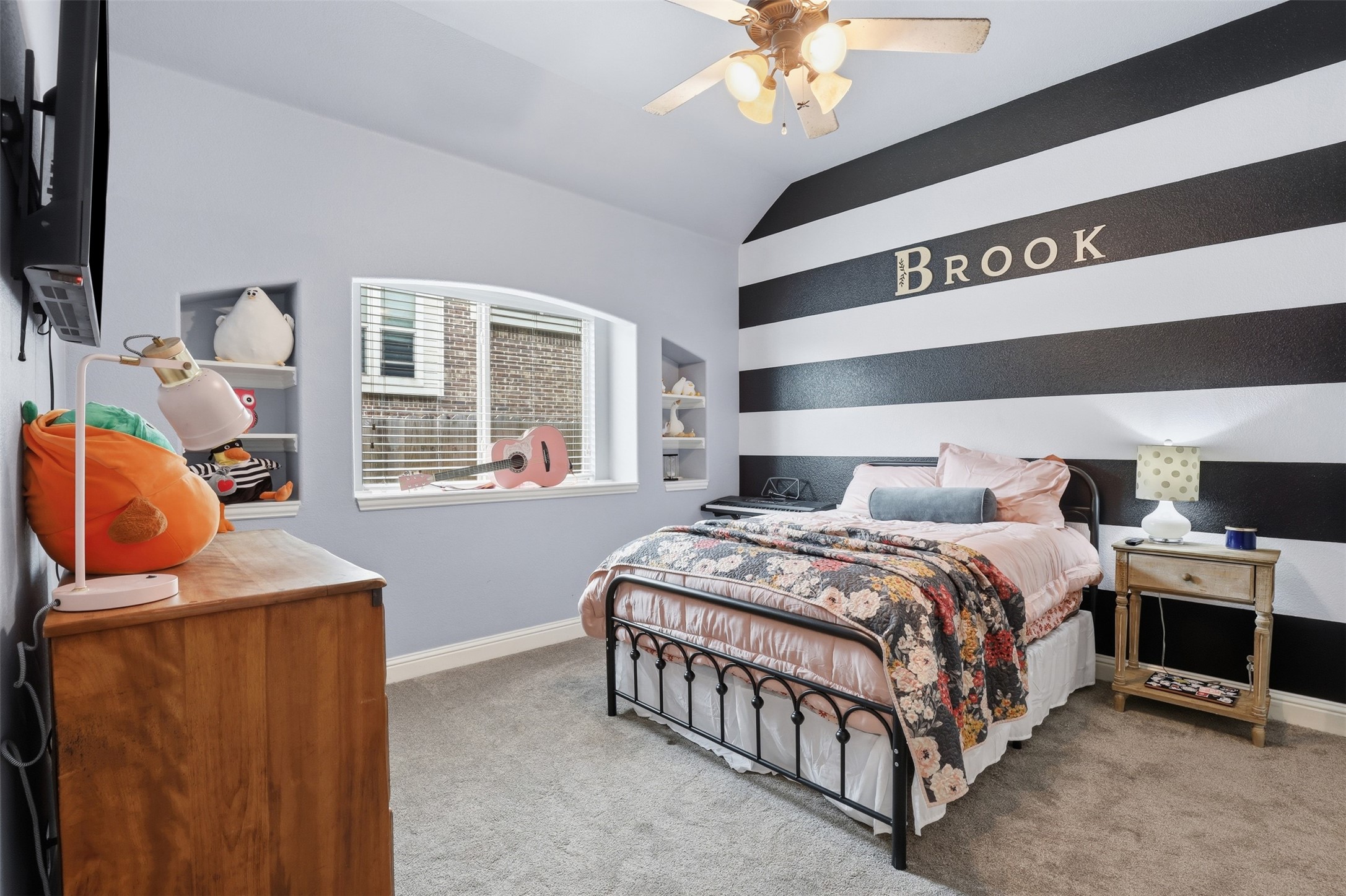 1004 Tara Drive Burleson TX 76028