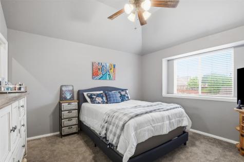 1004 Tara Drive Burleson TX 76028