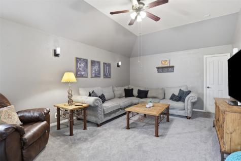 1004 Tara Drive Burleson TX 76028