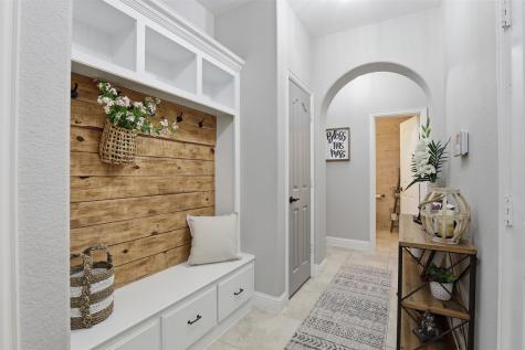 1004 Tara Drive Burleson TX 76028