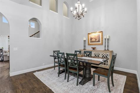 1004 Tara Drive Burleson TX 76028