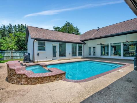 107 Castle Pines Court Lufkin TX 75901