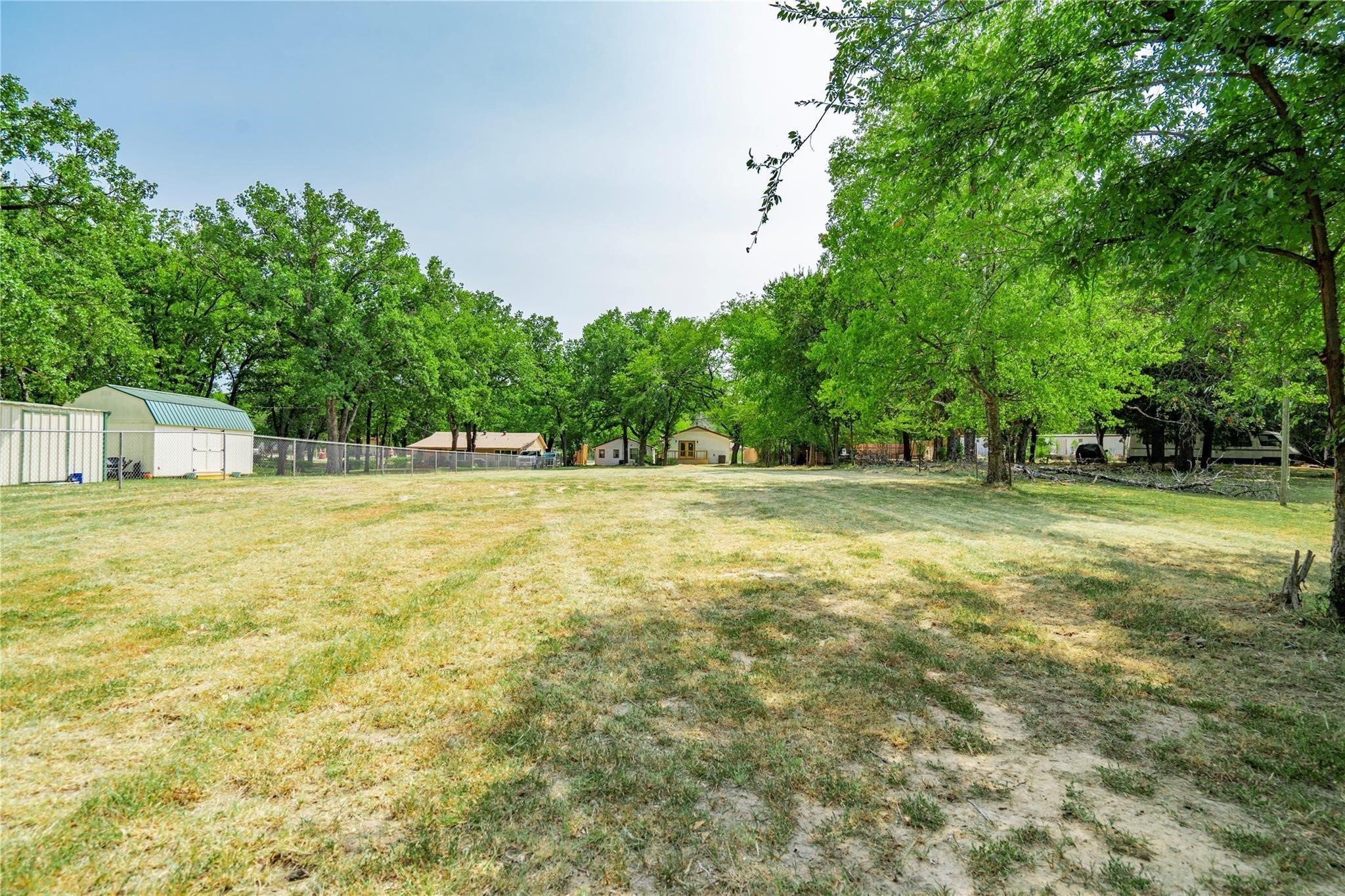 1632 E Crestway Drive West Tawakoni TX 75474