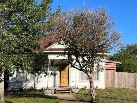 513 Edwards Street Riesel TX 76682