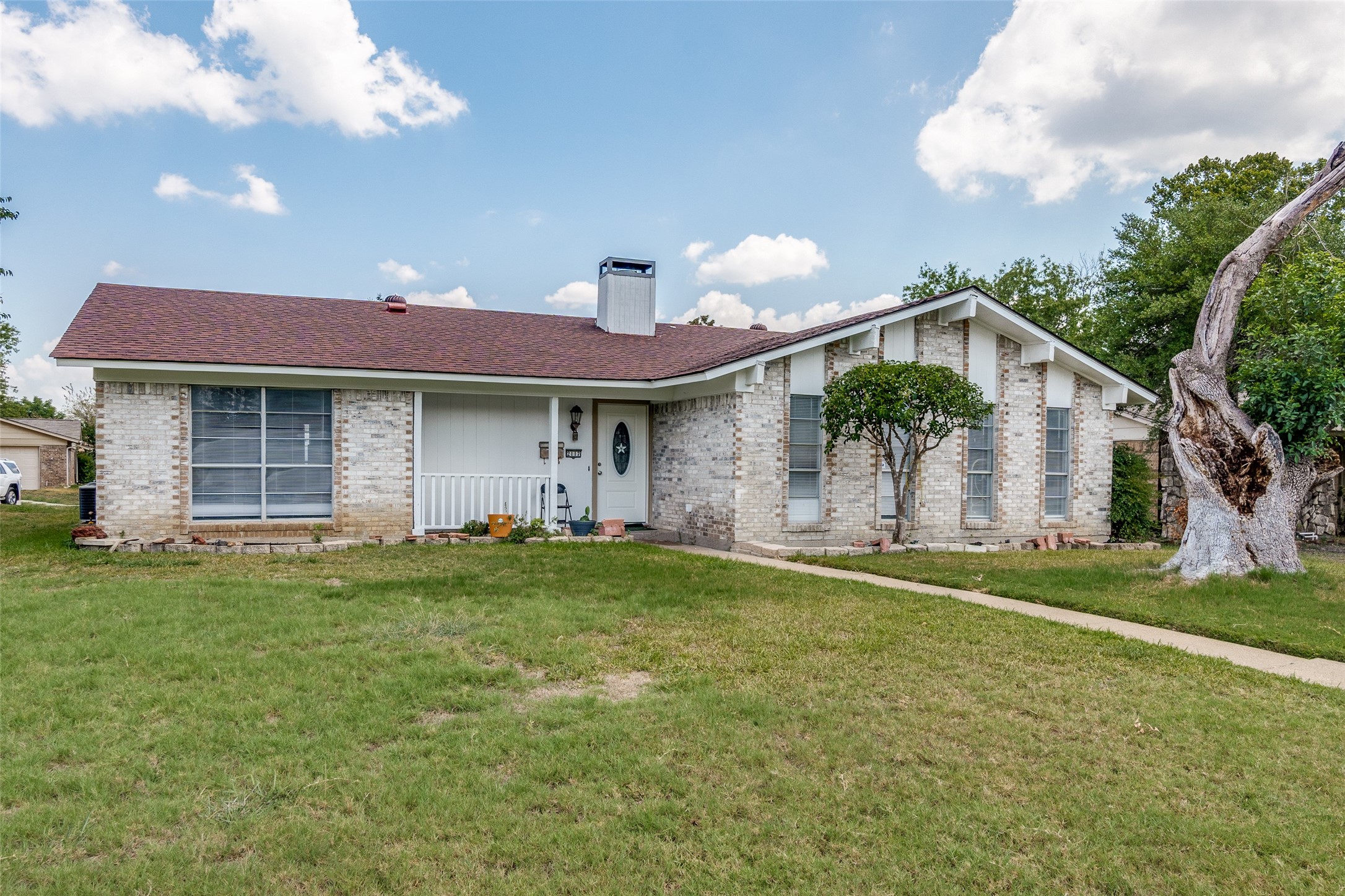 2117 Richland Drive Garland TX 75044