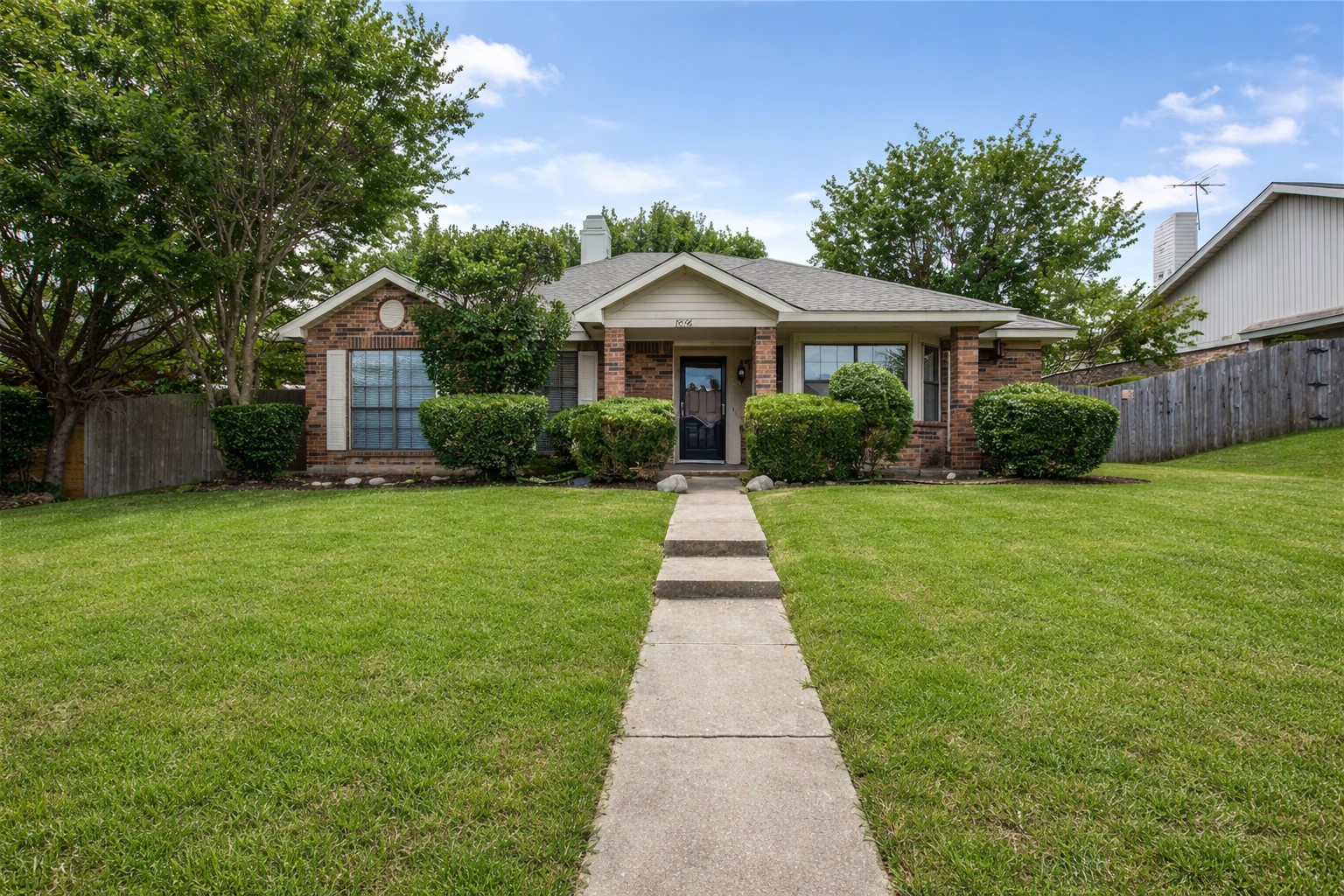 1036 Twin Falls Drive Desoto TX 75115