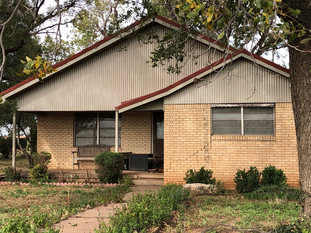 2954 Us Highway 82 W Seymour TX 76380
