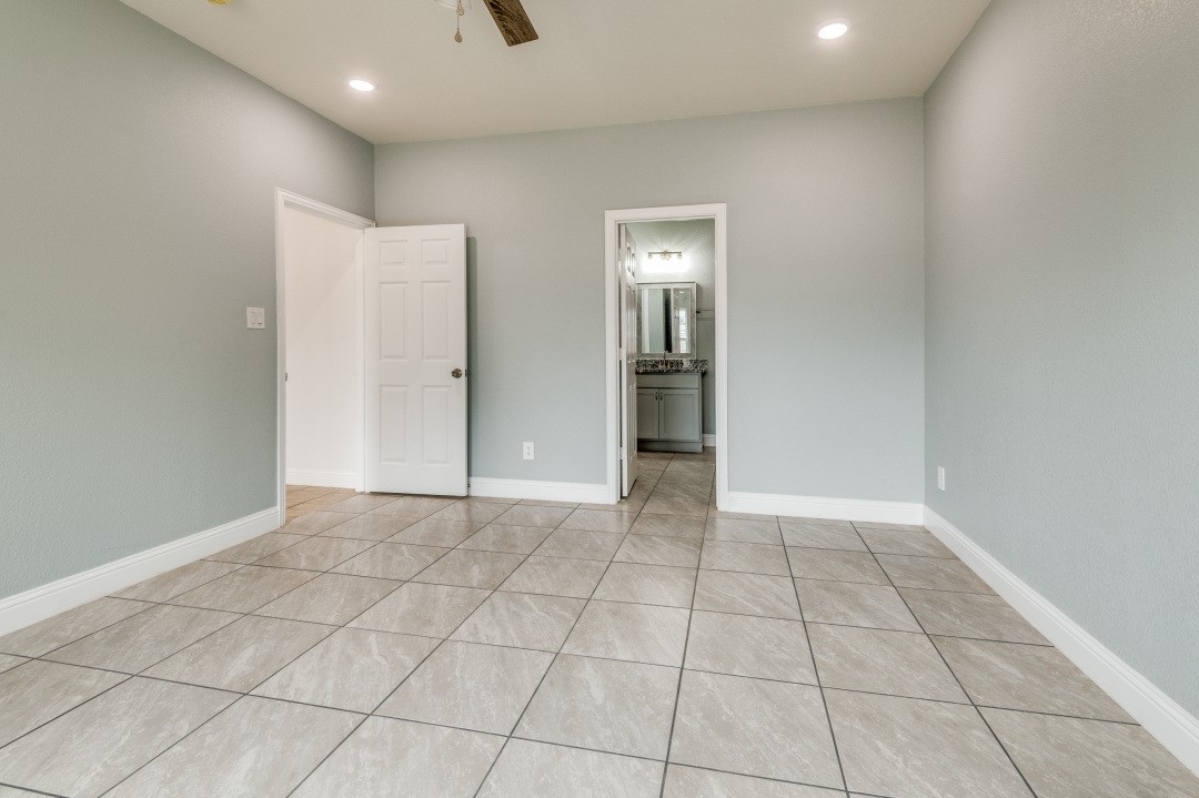2110 22nd Fort Worth TX 76164