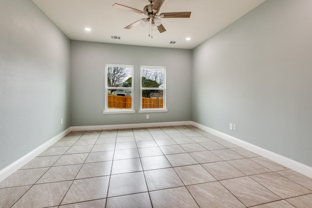 2110 22nd Fort Worth TX 76164